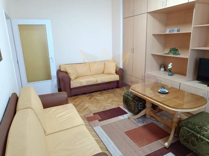 Дава се под наем Тристаен апартамент в Варна, Възраждане 1 - 90 кв.м за 612 € - Снимка #4