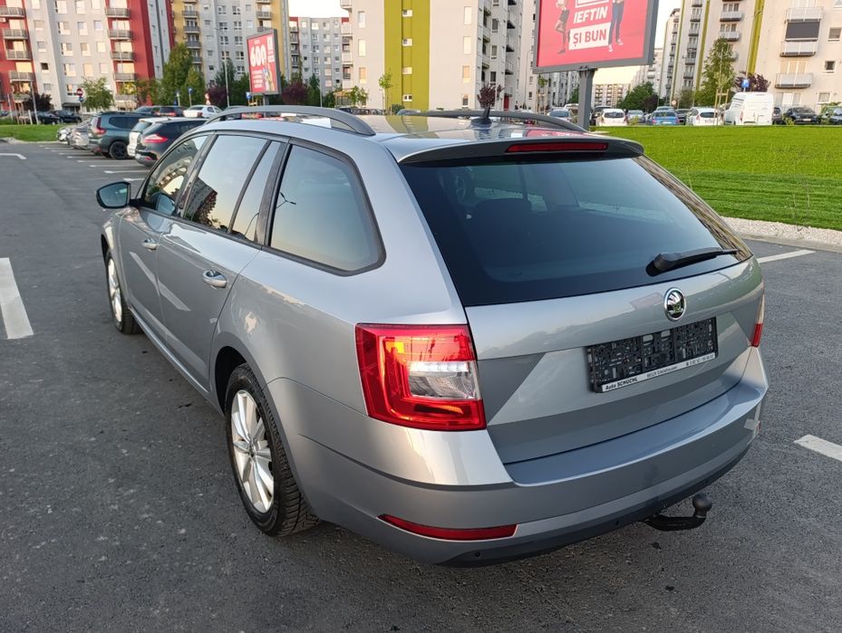 SKODA Octavia 2019 — imagine 4