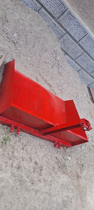 Vand cupa de luat in tiranti
