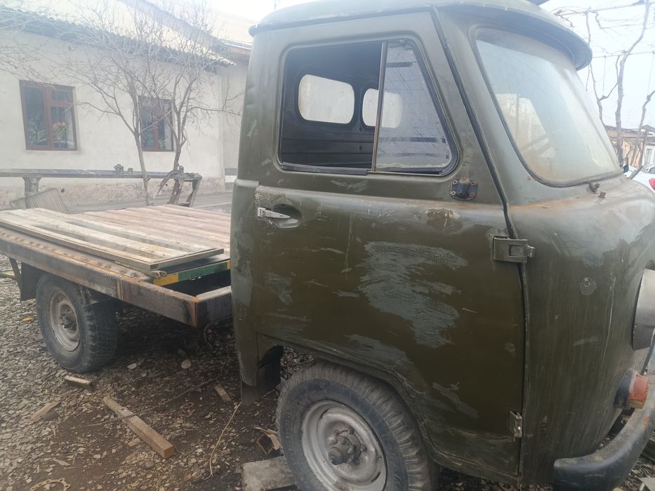 Uvaz 1984 yil...