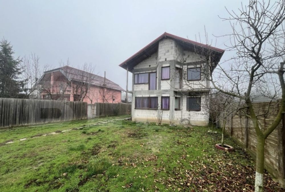 Casa 6 camere + anexa, teren 811 mp, Leamna de Sus