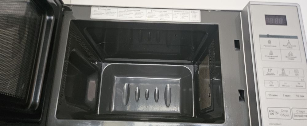 Микроволновая печь продам