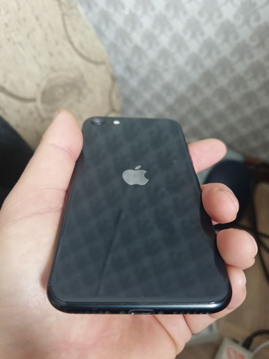 iPhone se второго поколения