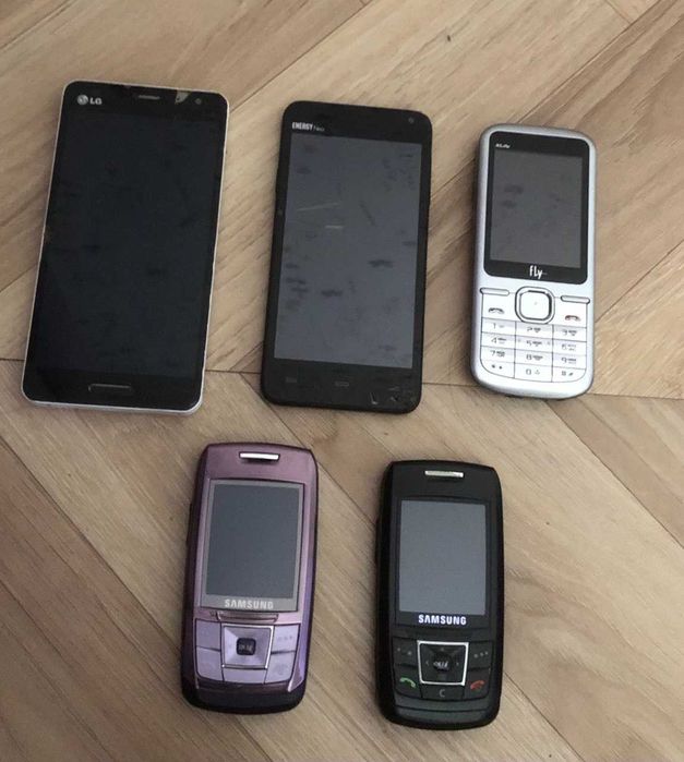 Продам телефоны Samsung, Lg, Fly на запчасти