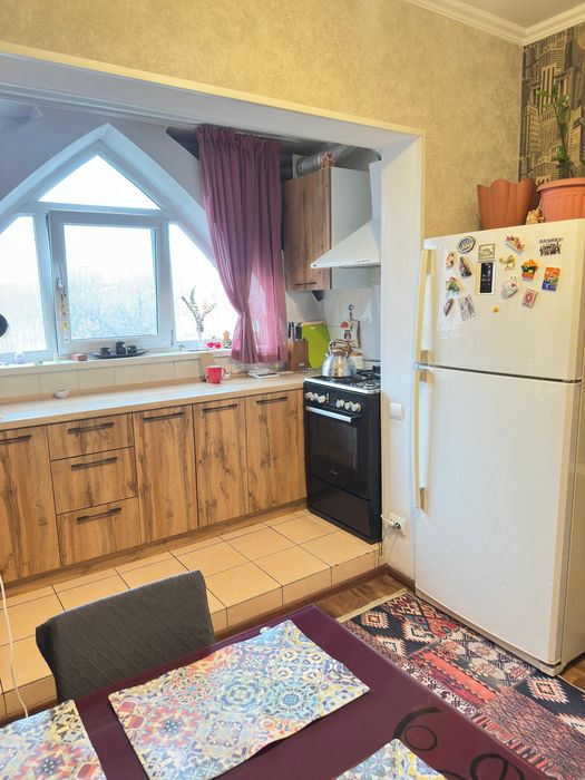 Продам 3 комнатную квартиру