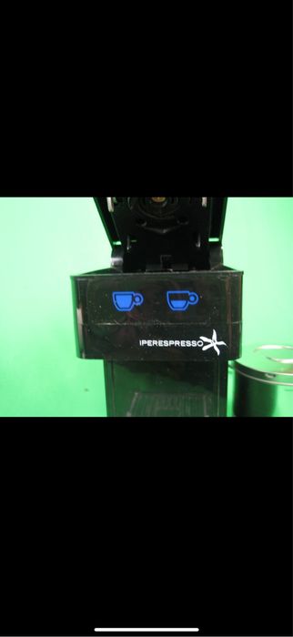 Illy iperespresso кафе машина с капсули