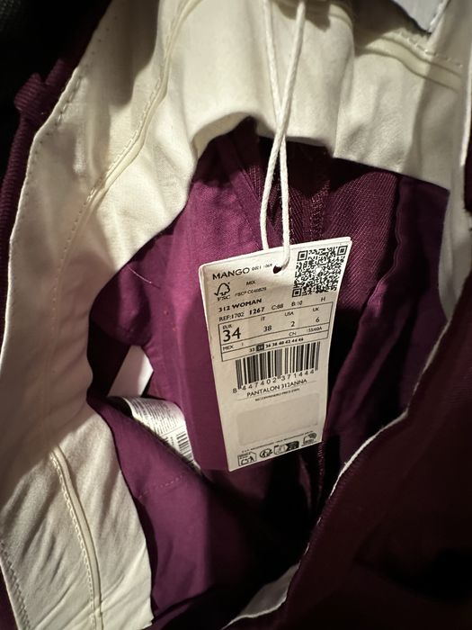Pantaloni Mango noi din in XS