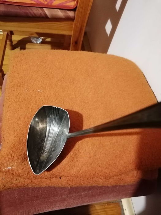 Посребрен черпак