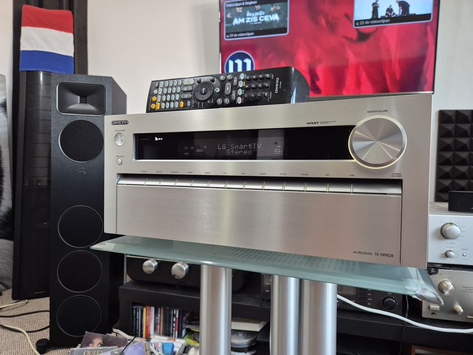 Onkyo TX NR828 Receiver Top HDMI Arc Wifi Bluetooth Dolby