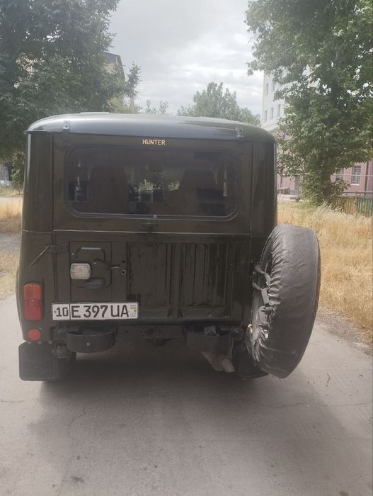 УАЗ к,атмас сотилади