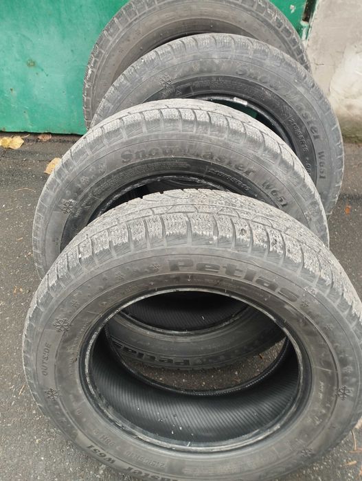 Гуми 215/65/16 -2 броя