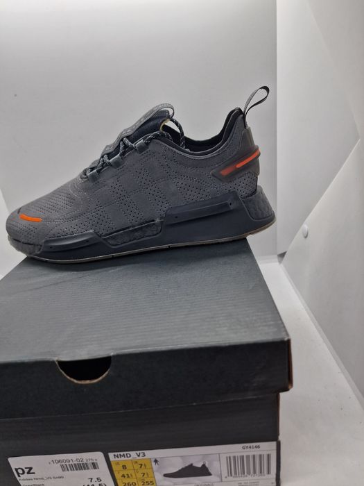 Adidas NMD V3 Leather GY4146 nr. 40