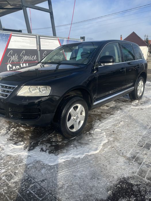 Touareg 2.5 + inca unul de piese