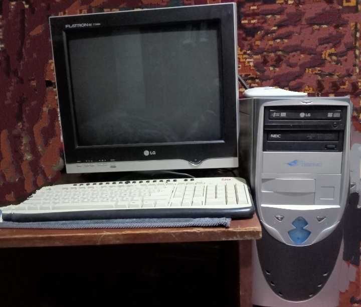 Продаётся компьютер