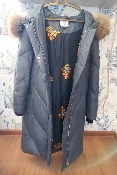 Продам пуховик зимний