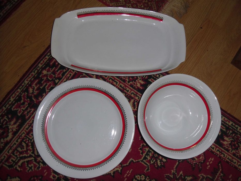 set platouri mari ,portelan bun