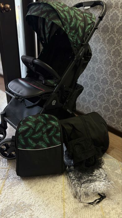 Коляска новая за 30000тг