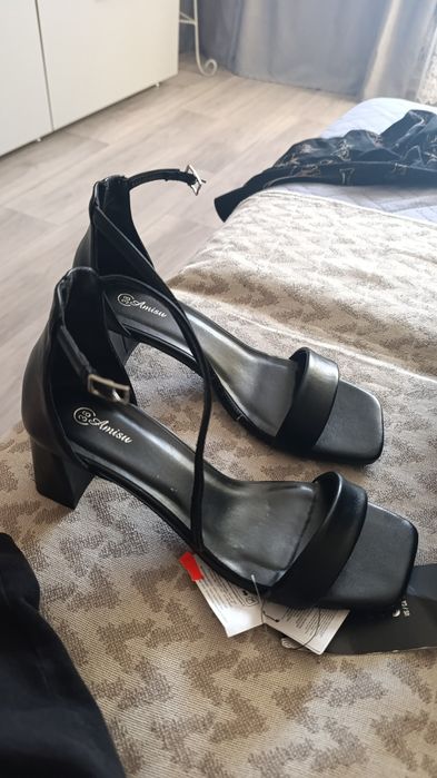 Босоножки НОВЫЕ. 5000тнг