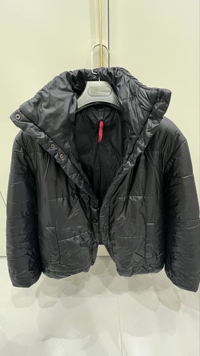 Продам демисезонную куртку