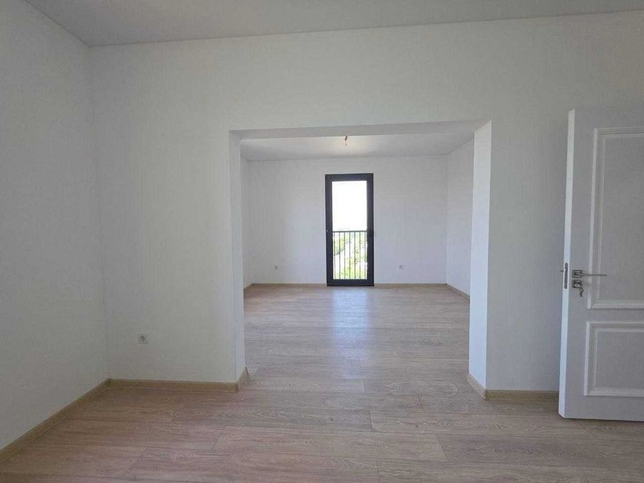 Срочно продается 3 комнатная квартира в ЖК Bog'lar (Golden House)