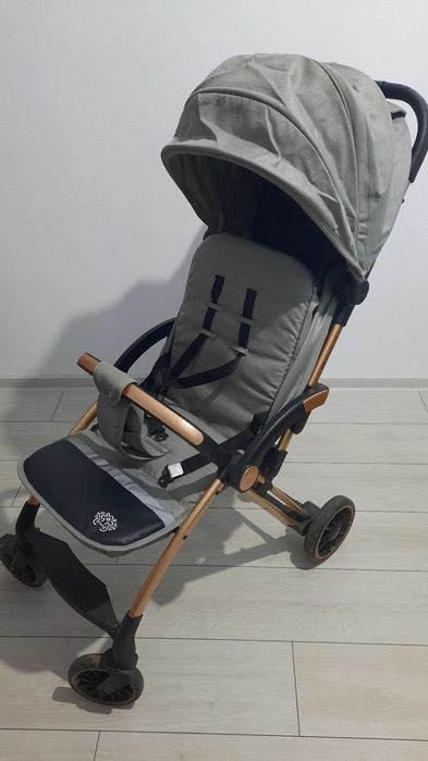 Vând cărucior sport