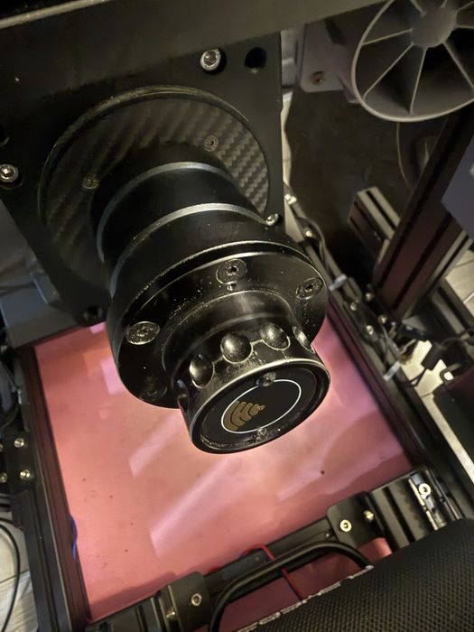 Продаю simagic alpha mini