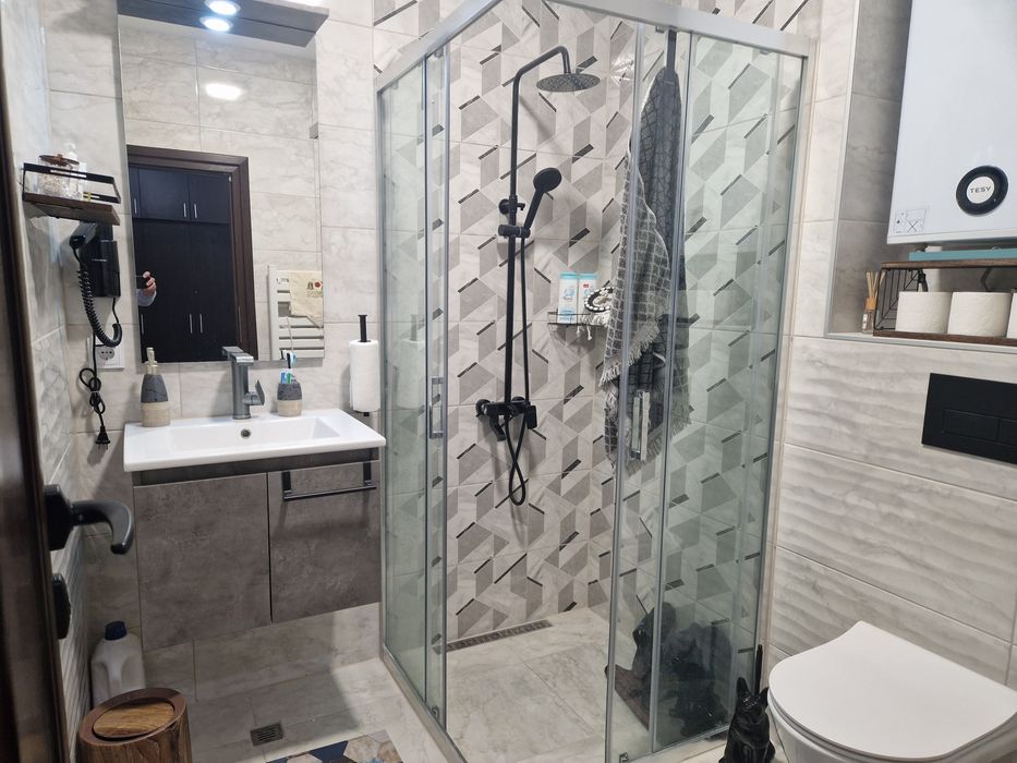 Продава се Тристаен апартамент в Асеновград - 110 кв.м за 742 €/кв.м - Снимка #12