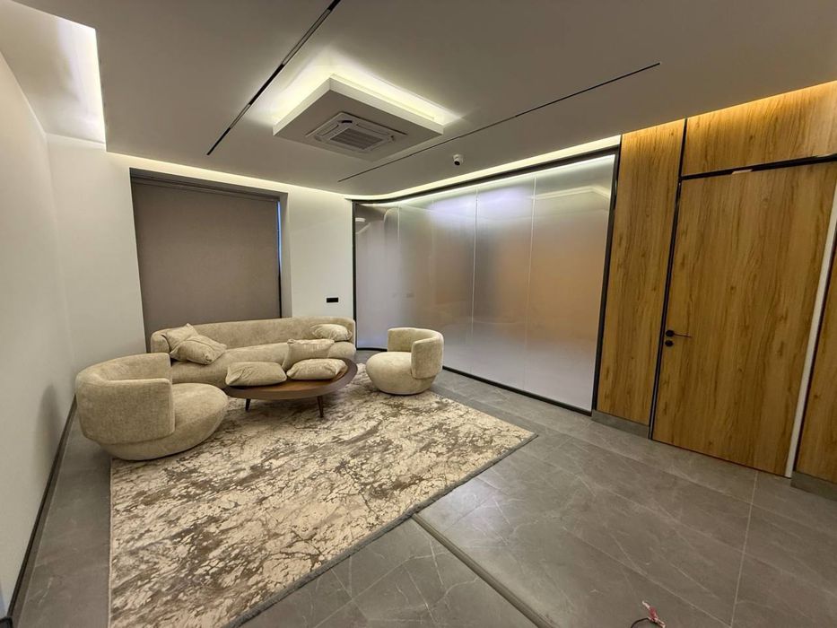 Здание 1007м² — Ц-1, готовый бизнес, в Центре города