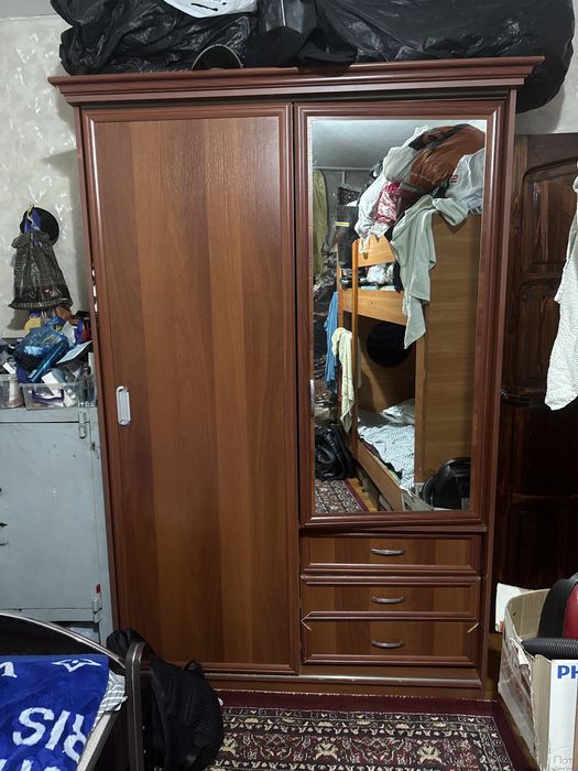 Гардероб срочно продается