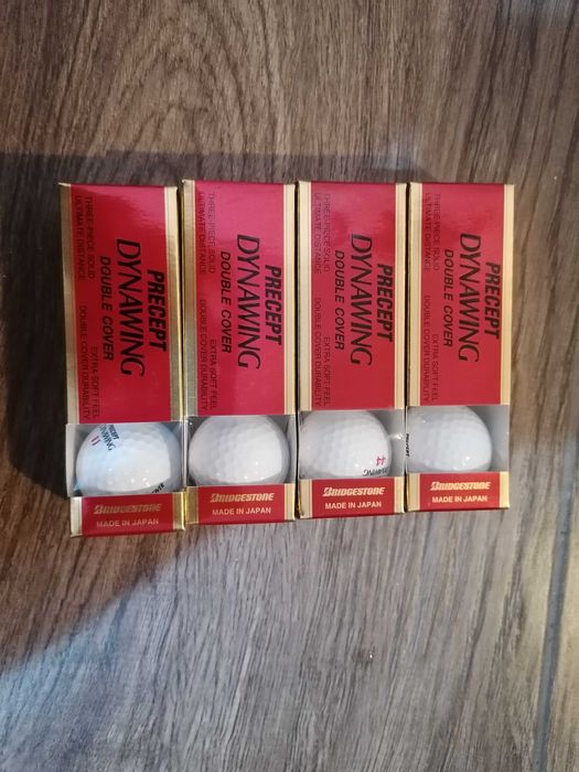 Топки за голф "Bridgestone"