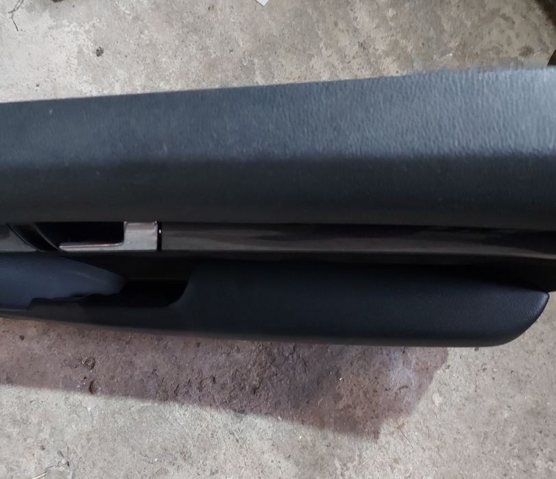 Предна дясна кора на врата Мерцедес Ц клас 204 / Mercedes C class w204