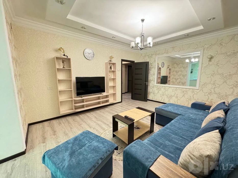 Сдаётся 3-комн ЦУМ, 92 м²
