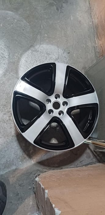 Лети джанти за Jaguar