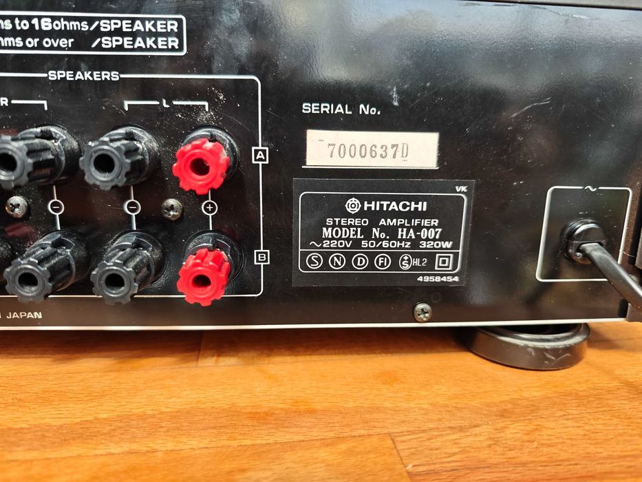 Hitachi HA -007 с легендарните MOS FET транзистори