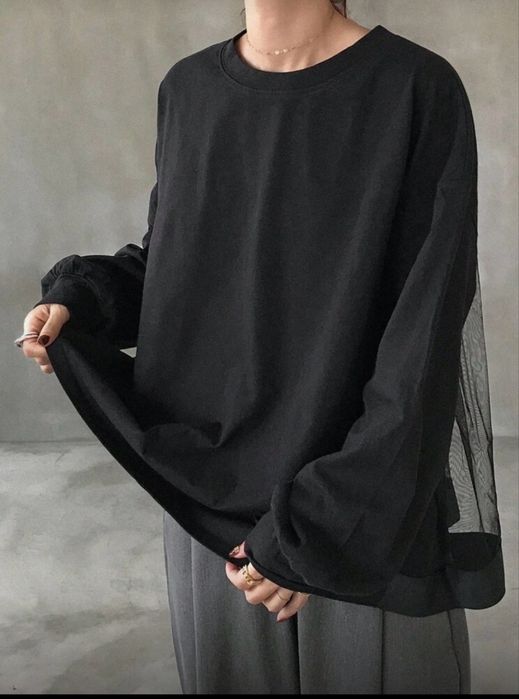 Страхотна черна блуза