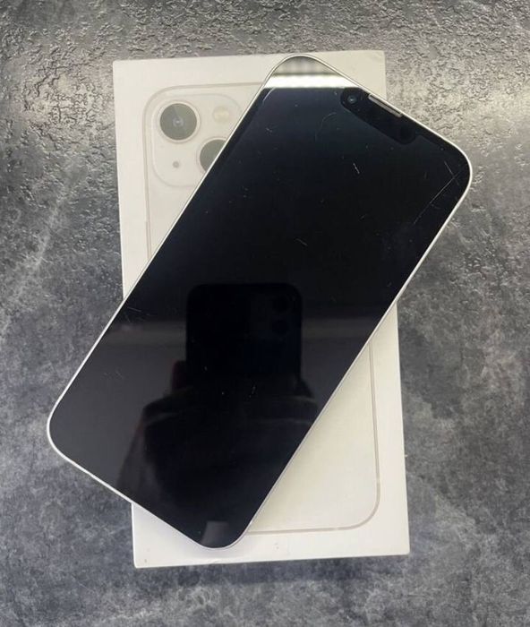 iPhone 13 128GB с гарантией