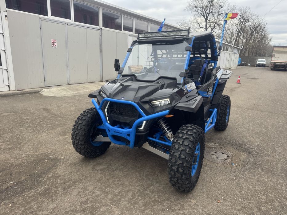Polaris rzr 1000 cmc