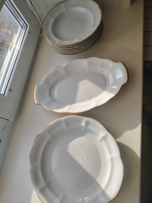 Столовый сервиз.