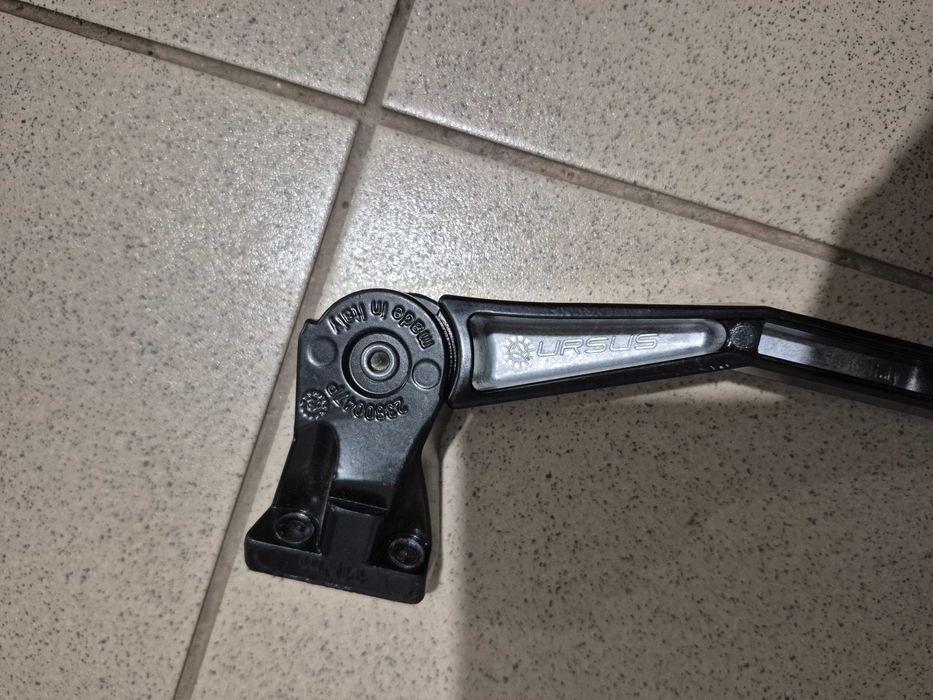 Picior ajustabil, sprijin bicicleta, marca Ursus, model 2360047P
