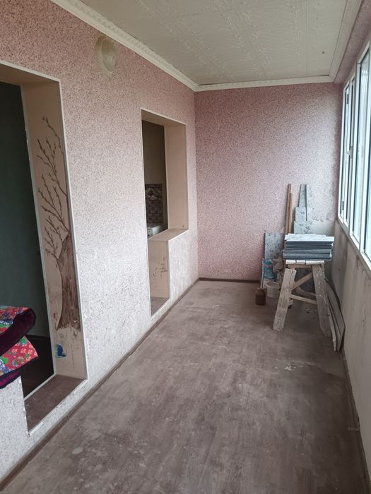 Двух комнатная квартир, второй этаж, с кондиционером