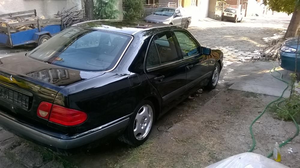 mercedes E200 W210 на части