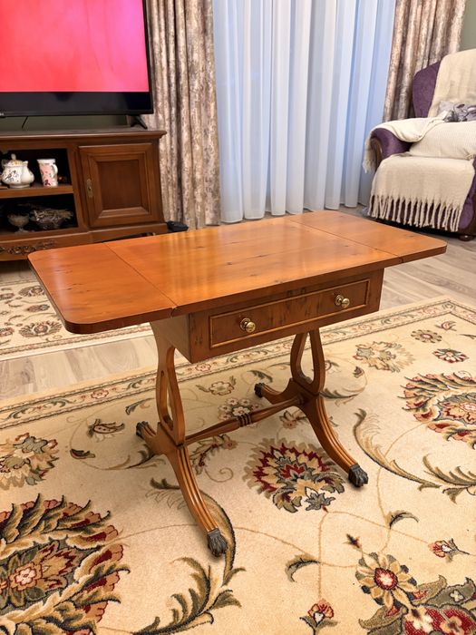 Măsuță Reprodux (Bevan Funnell) Made in England, lemn de tisă, laterale extensibile