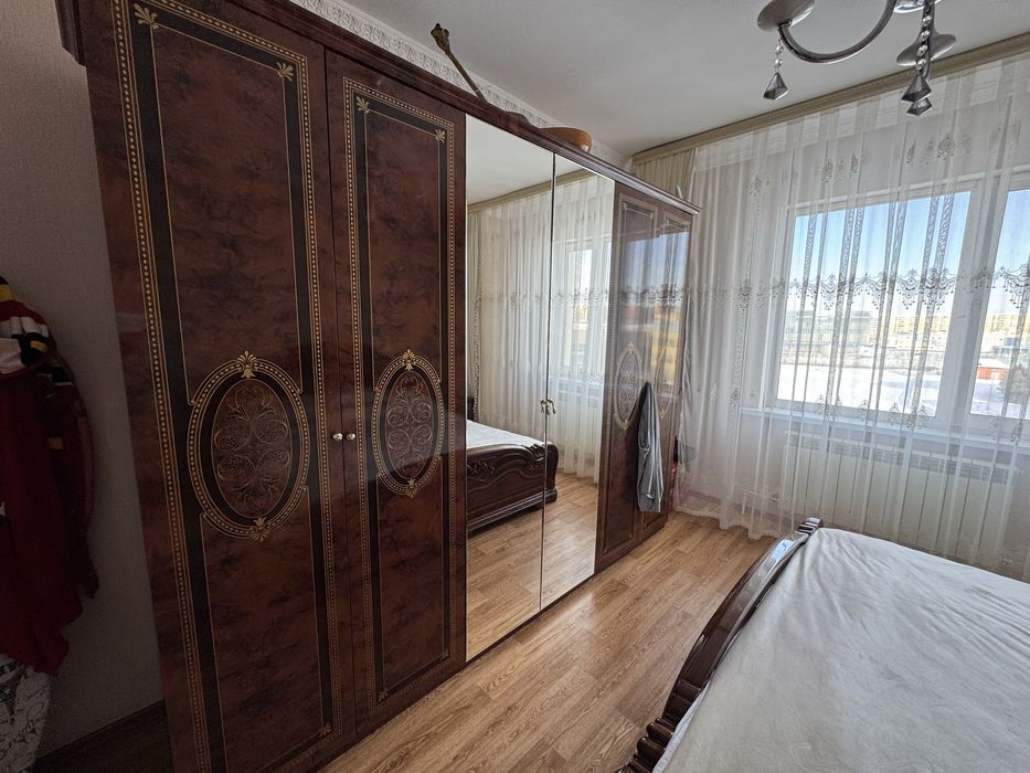 Спальный гарнитур