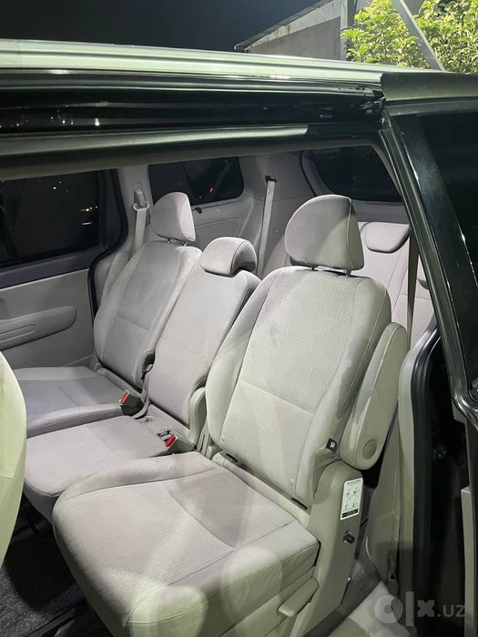 Kia Avtomobil Karnival