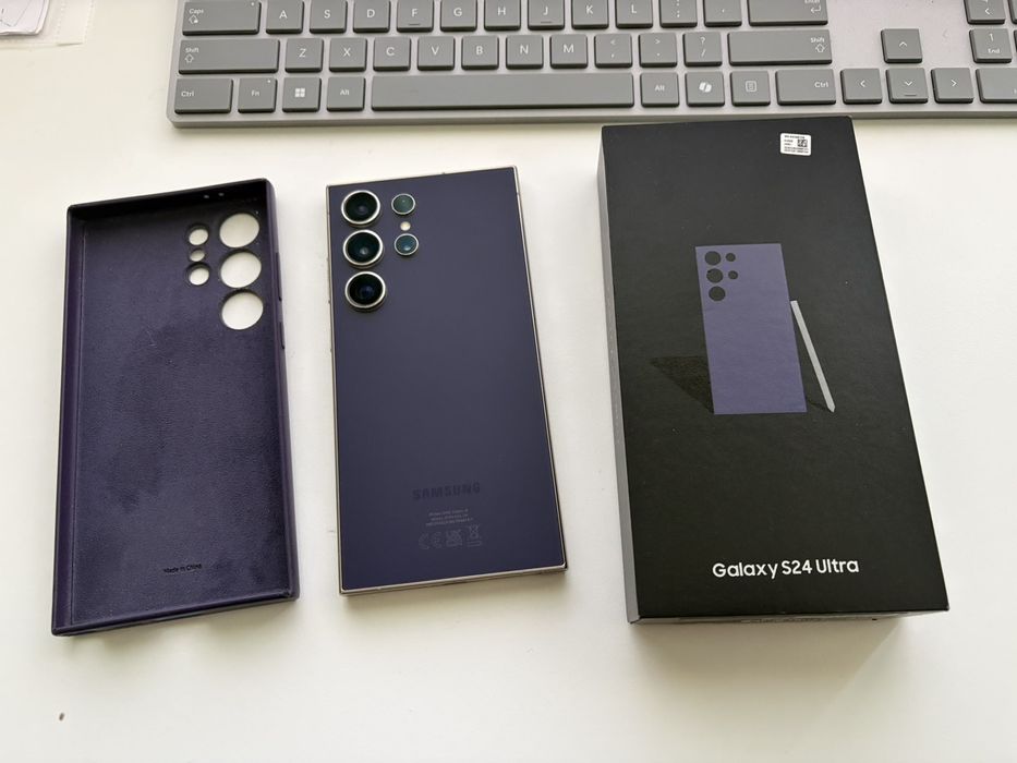 Samsung Galaxy S24 ULTRA titanium violet