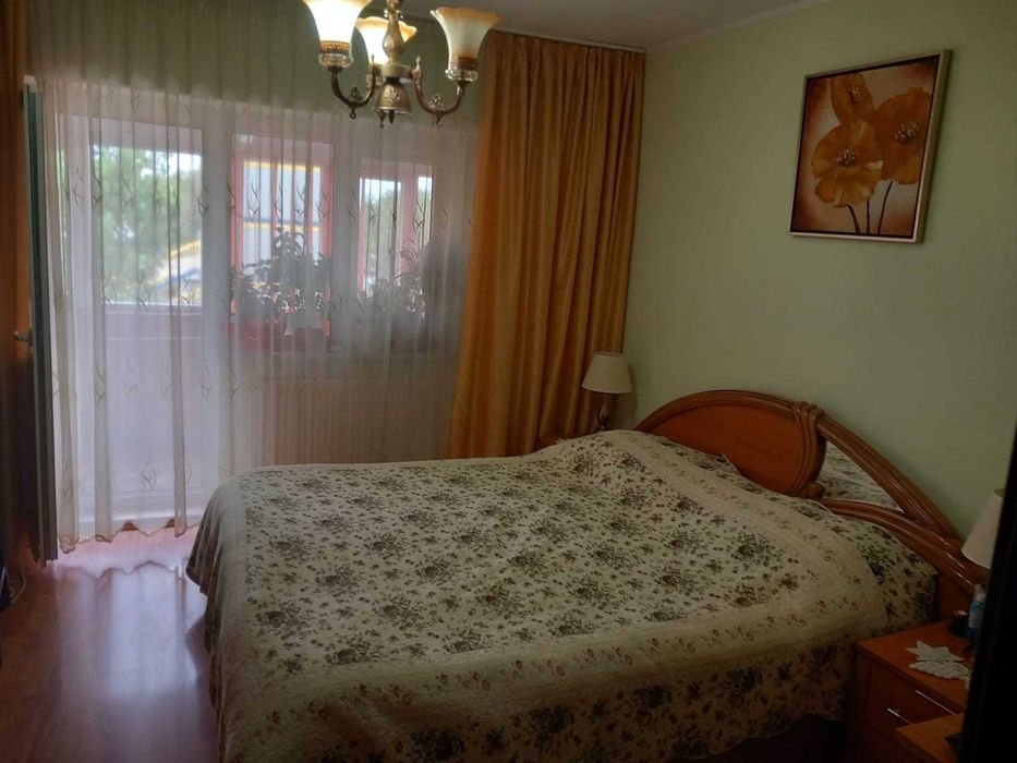 Apartament trei camere Otopeni