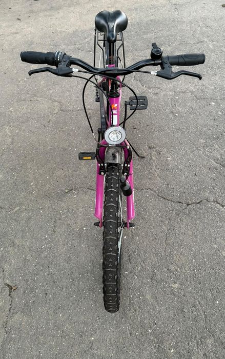 Bicicleta fete cu  Roti pe 24 NOUA sistem iluminare cu dinam
