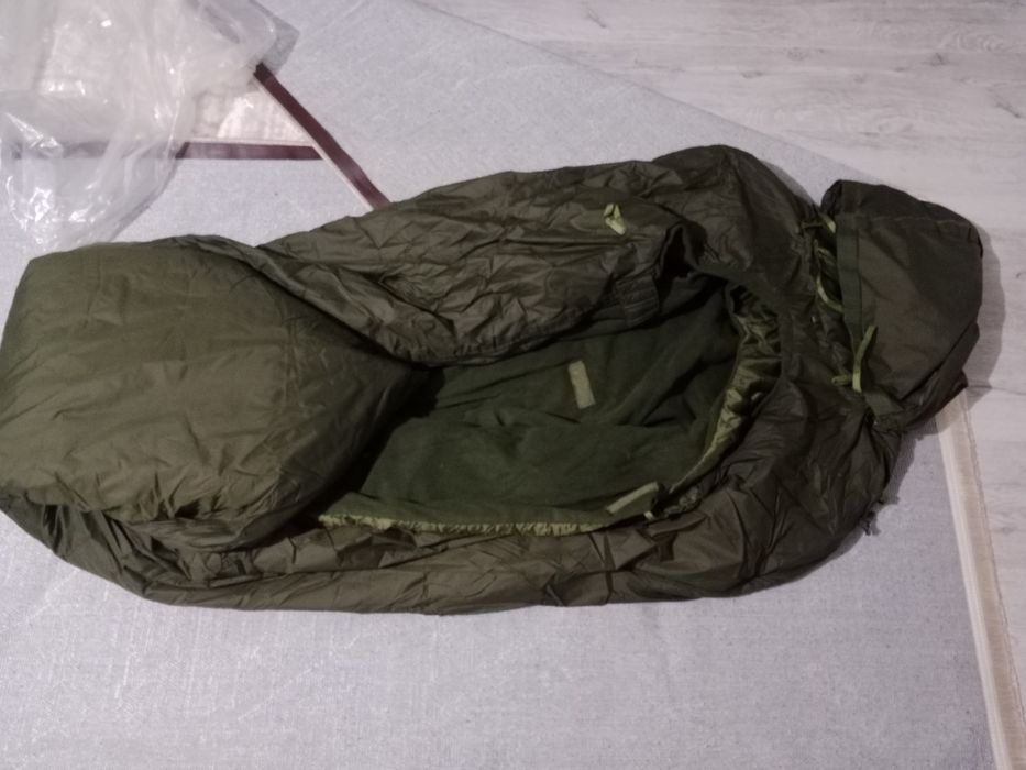 Армейский каримат,Спальный мешок