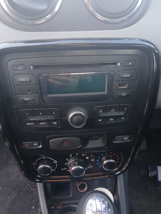 Radio-Cd Dacia Duster din 2014