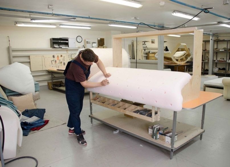 Диван перетяжка ремонт замена материала